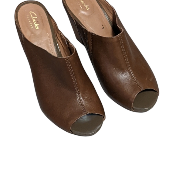Clarks Okena chic peep toe leather mule stacked wood heel brown green 10M - Picture 12 of 14